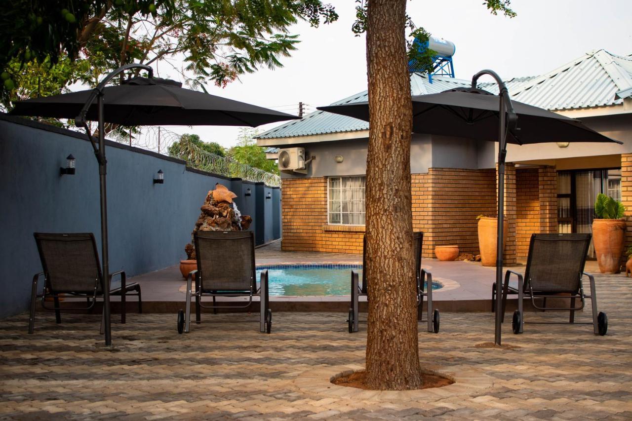 Chitova'S Guesthouse Air Terjun Victoria Bagian luar foto